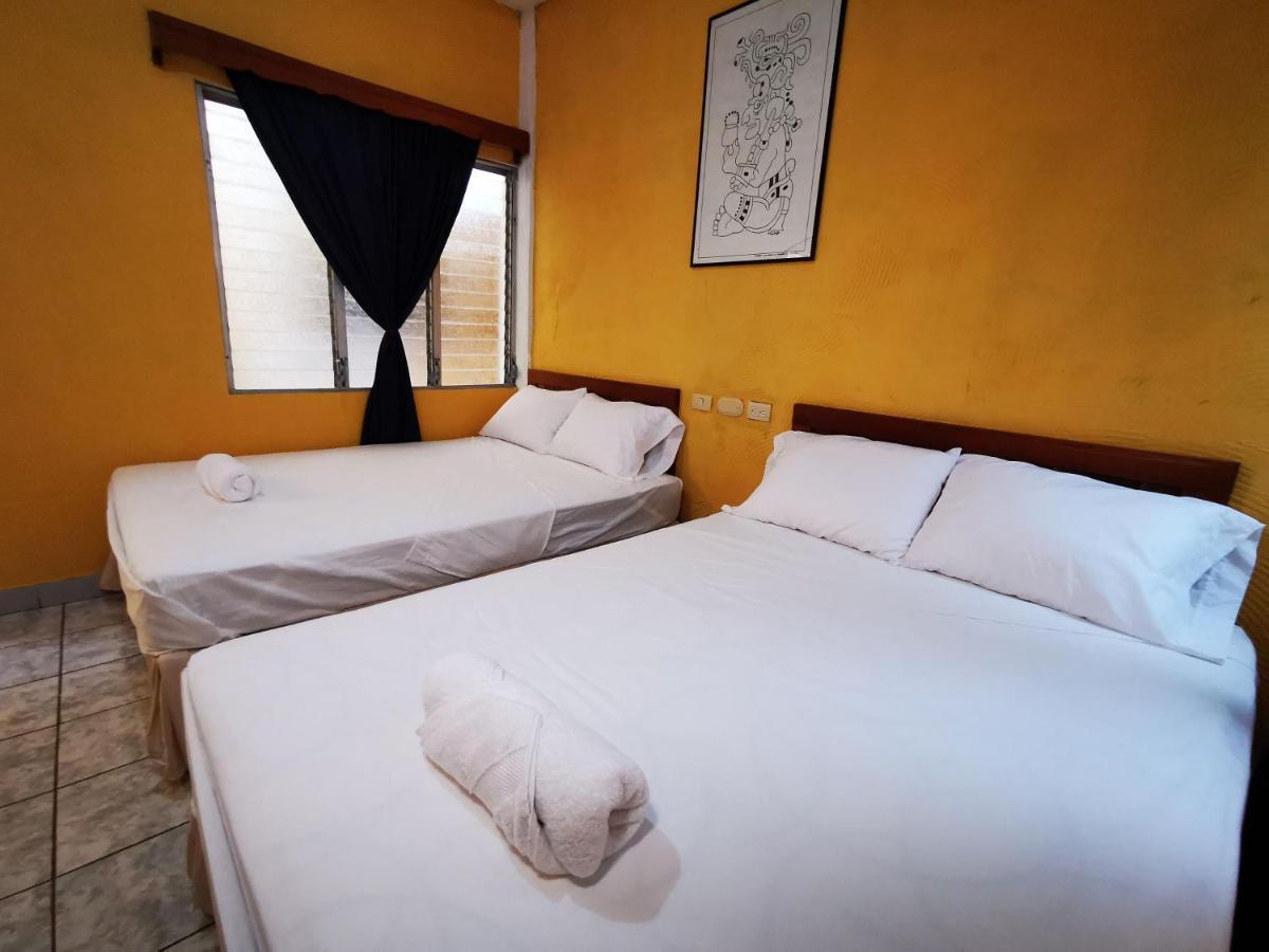 Natz Hotel Flores Εξωτερικό φωτογραφία