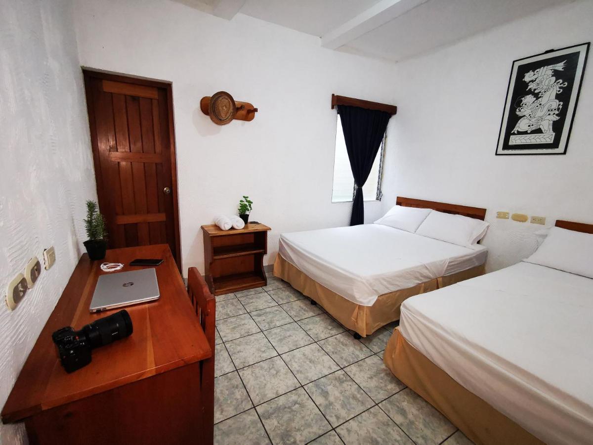 Natz Hotel Flores Εξωτερικό φωτογραφία