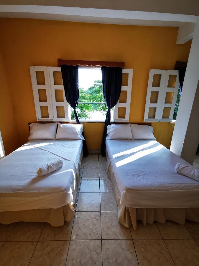 Natz Hotel Flores Εξωτερικό φωτογραφία