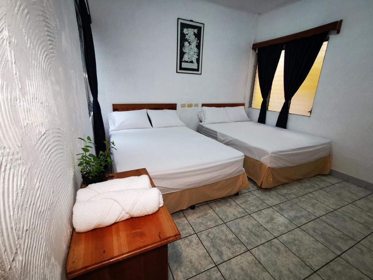 Natz Hotel Flores Εξωτερικό φωτογραφία