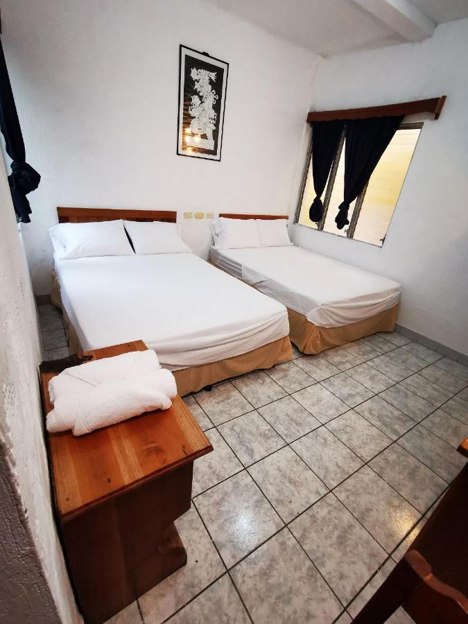 Natz Hotel Flores Εξωτερικό φωτογραφία